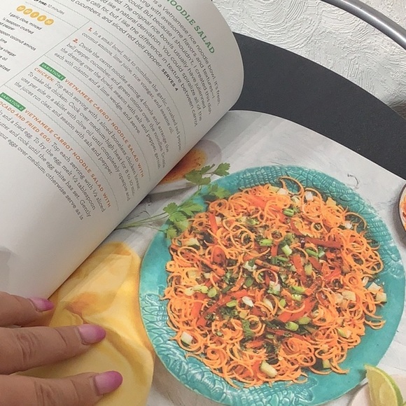 The Big 10 Paleo Spiralizer Cookbook - no-nonsense guide to spiralizing success - Picture 5 of 5